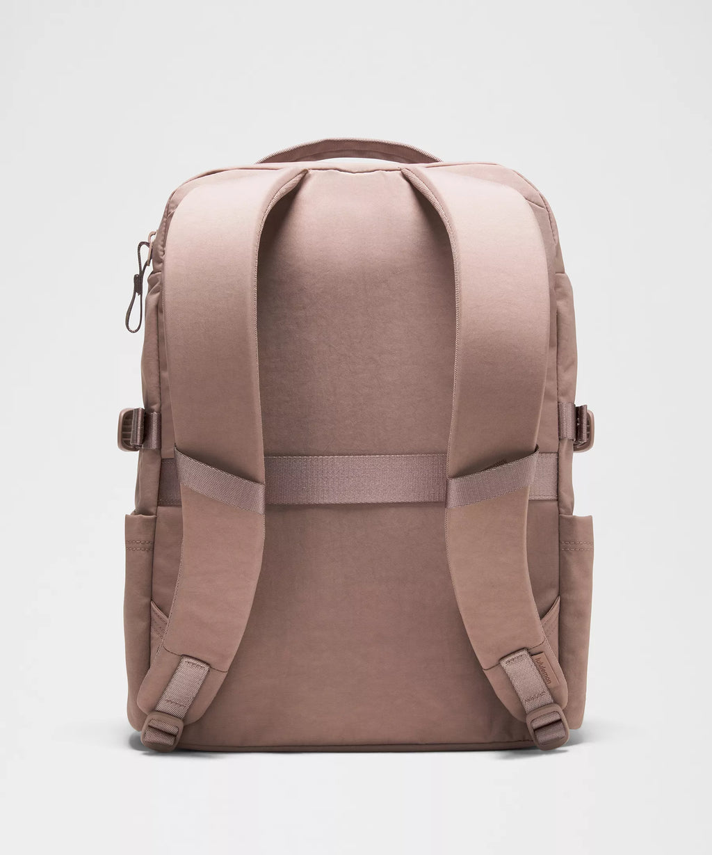 New Crew Backpack 22L